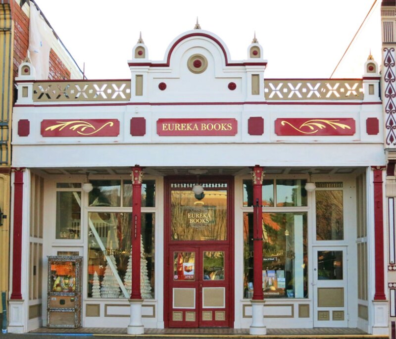 Eureka Books storefront