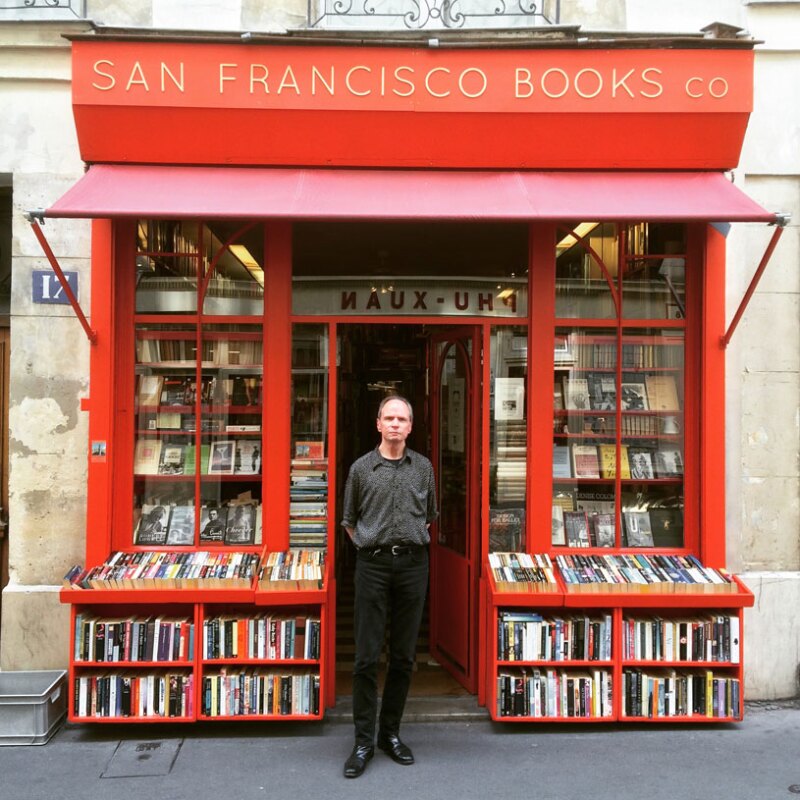 Photo of San Francisco Books Co. storefront
