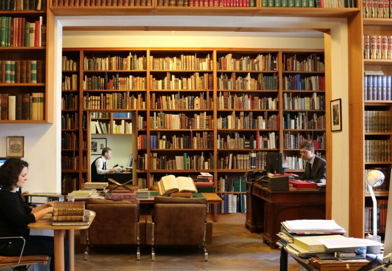 Antiquariat Inlibris (interior view)