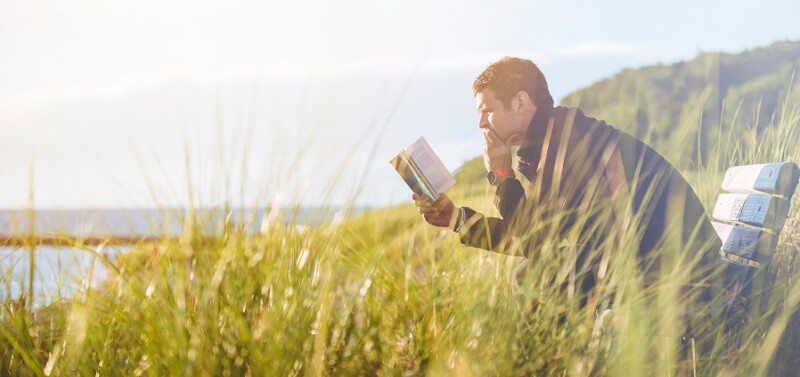 Reading books was many advantages